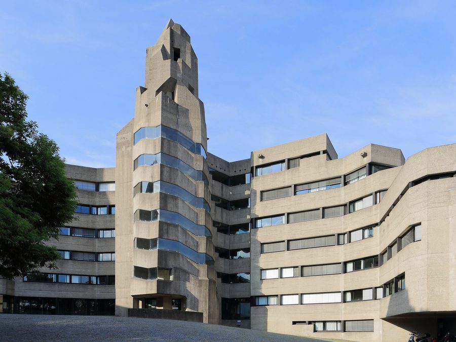 Rathaus Bensberg, markantes Wahrzeichen von Bergisch Gladbach